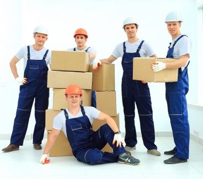 Public liability insurance and property protection during removals
