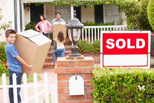 Careful handling of boxes and furniture for a local move
